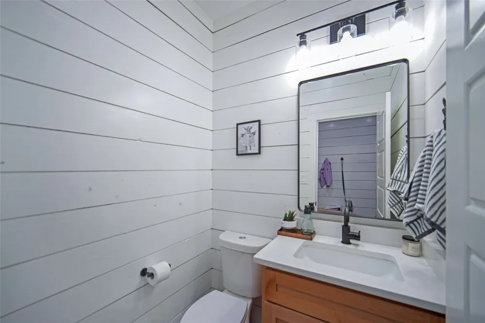 230 Driftwood Court Runaway Bay, TX 76426