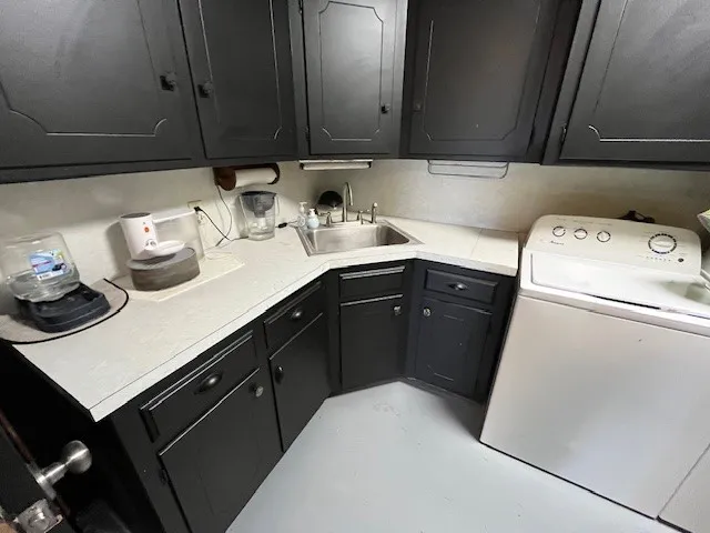 901 E Burnside Street Rotan, TX 79546