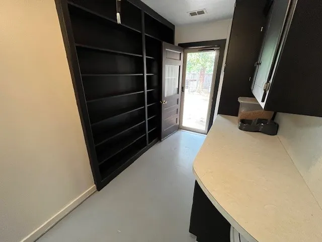 901 E Burnside Street Rotan, TX 79546