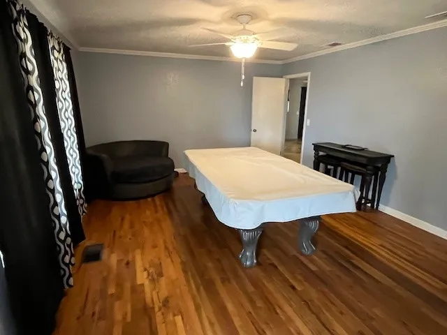 901 E Burnside Street Rotan, TX 79546