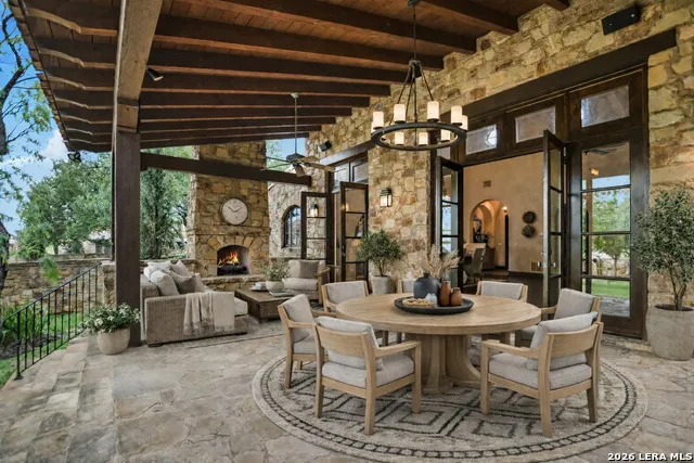 100 Milagro Horseshoe Bay, TX 78657