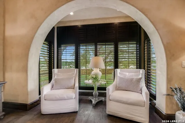 100 Milagro Horseshoe Bay, TX 78657