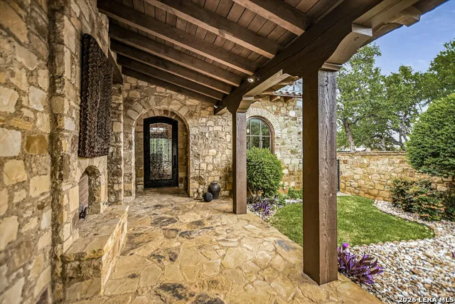 100 Milagro Horseshoe Bay, TX 78657