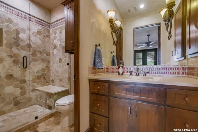 100 Milagro Horseshoe Bay, TX 78657
