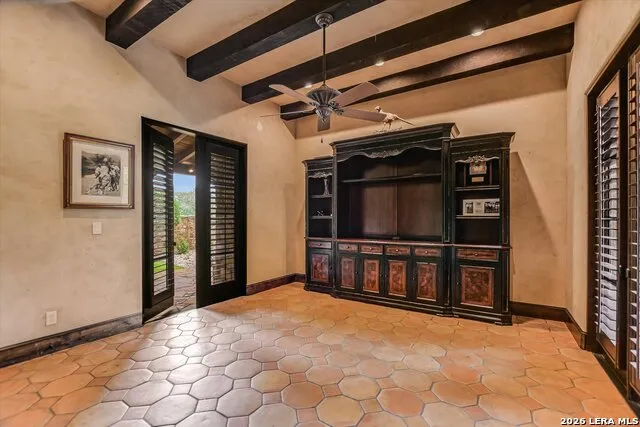 100 Milagro Horseshoe Bay, TX 78657