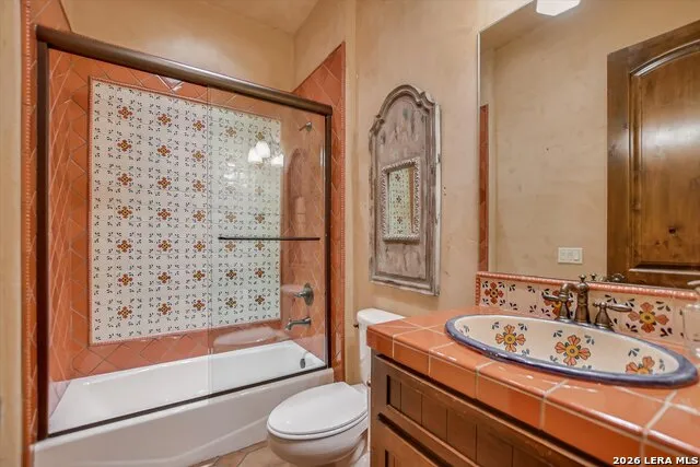 100 Milagro Horseshoe Bay, TX 78657
