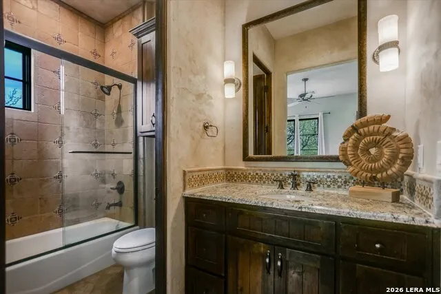 100 Milagro Horseshoe Bay, TX 78657
