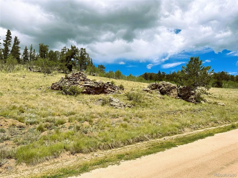 Address Not Shown Como, CO 80432