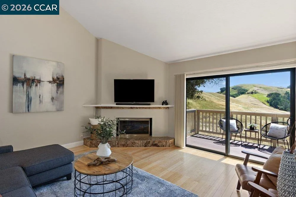 1803 Lamplight Ct Walnut Creek, CA 94597