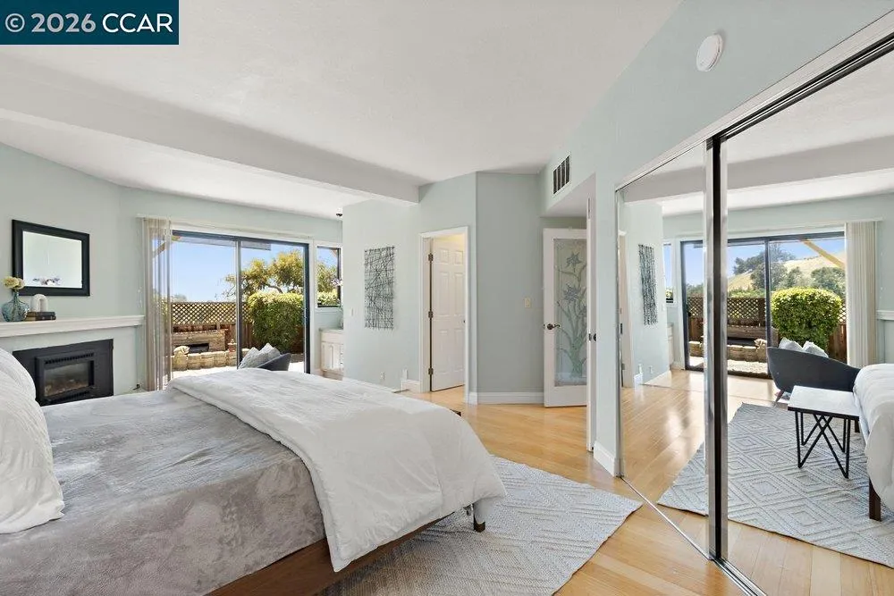 1803 Lamplight Ct Walnut Creek, CA 94597