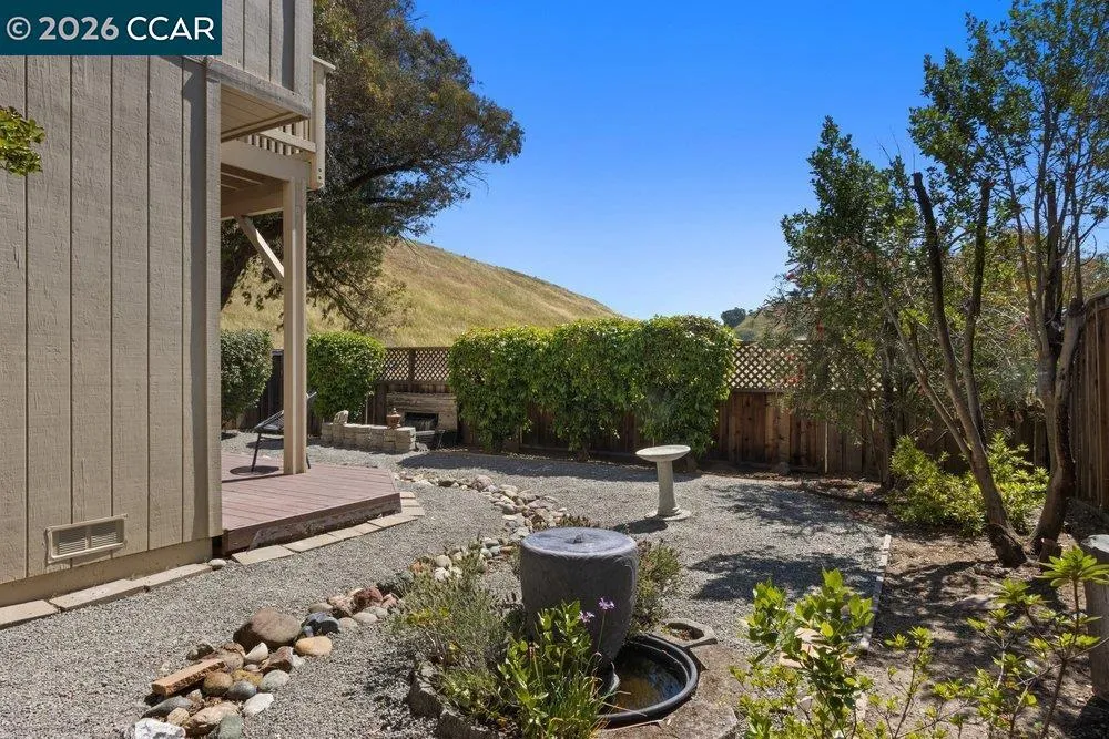 1803 Lamplight Ct Walnut Creek, CA 94597