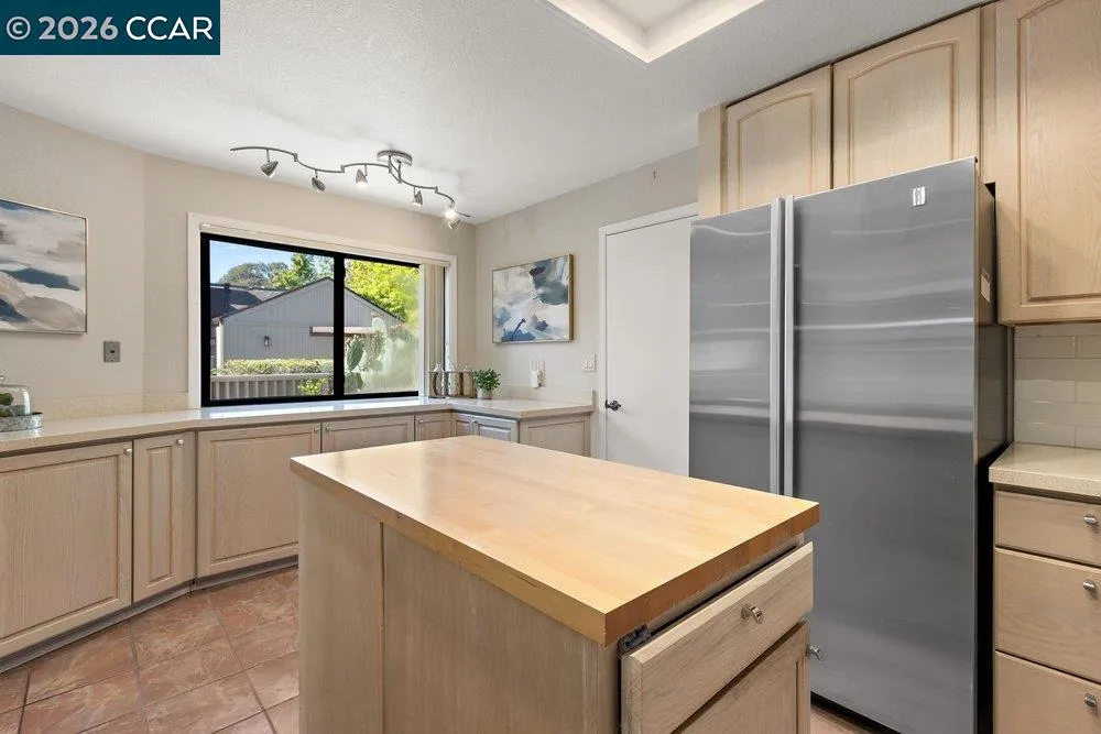 1803 Lamplight Ct Walnut Creek, CA 94597