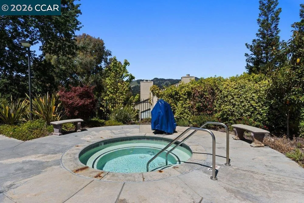 1803 Lamplight Ct Walnut Creek, CA 94597
