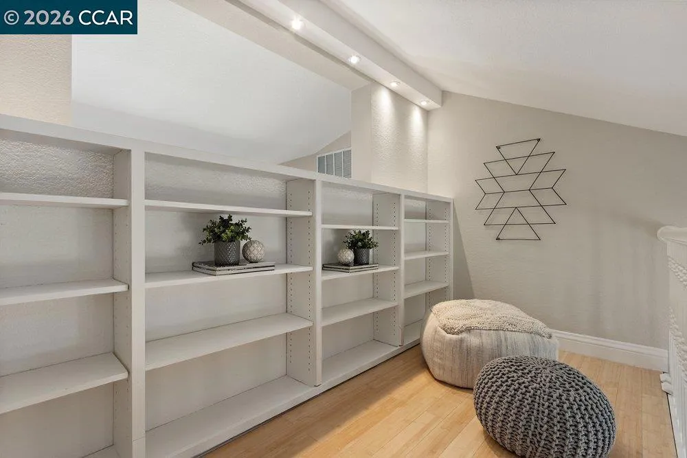 1803 Lamplight Ct Walnut Creek, CA 94597