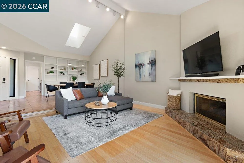 1803 Lamplight Ct Walnut Creek, CA 94597