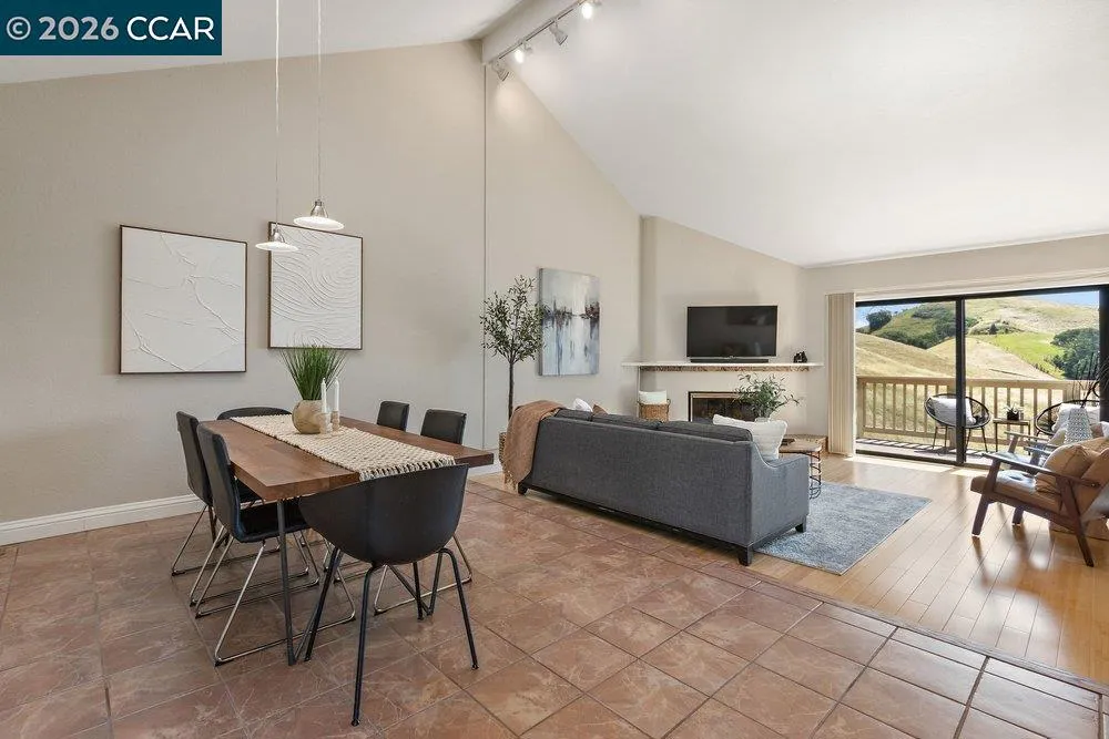 1803 Lamplight Ct Walnut Creek, CA 94597