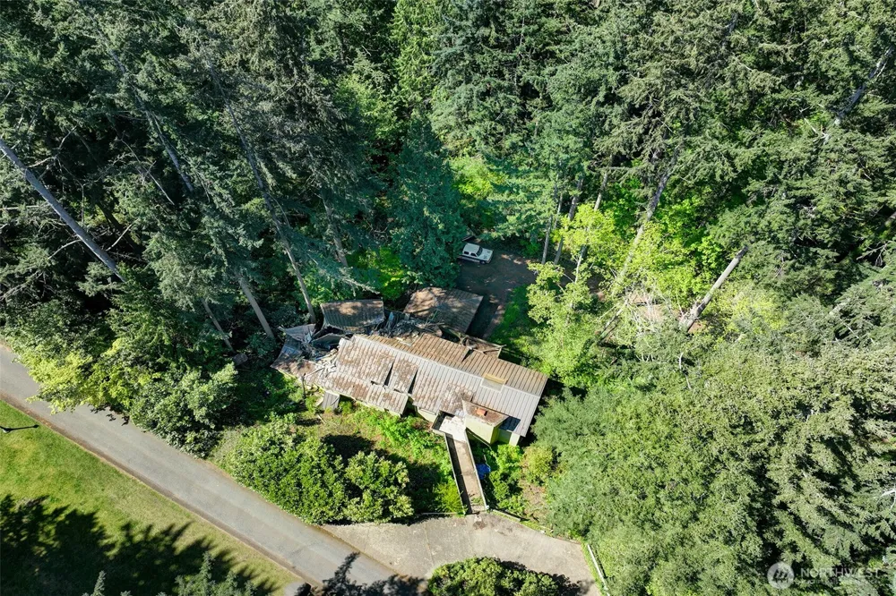 3815 131st Avenue NE Bellevue, WA 98005