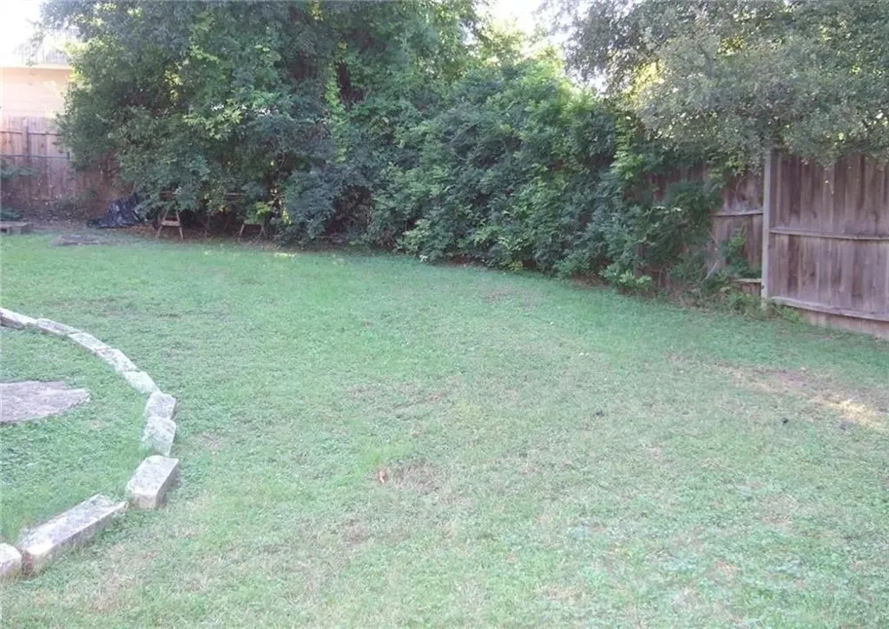 2804 Westhill Drive #104 Austin, TX 78704