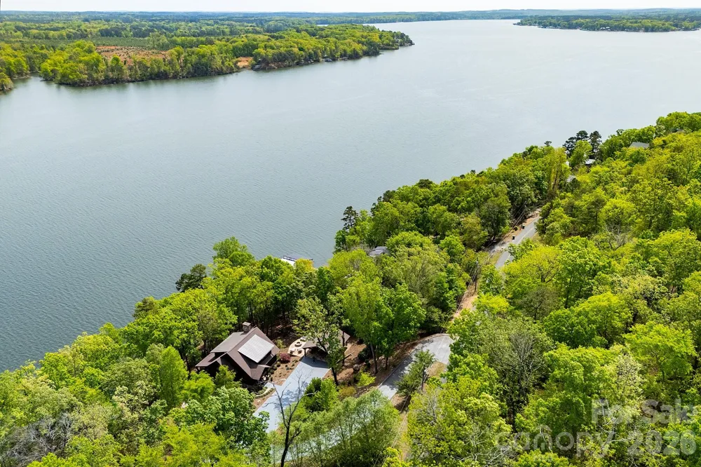 1329 Berry Hill Drive Norwood, NC 28128