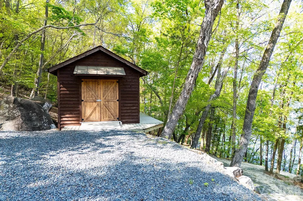 1329 Berry Hill Drive Norwood, NC 28128