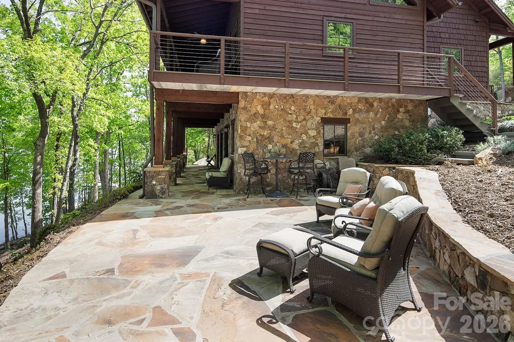 1329 Berry Hill Drive Norwood, NC 28128
