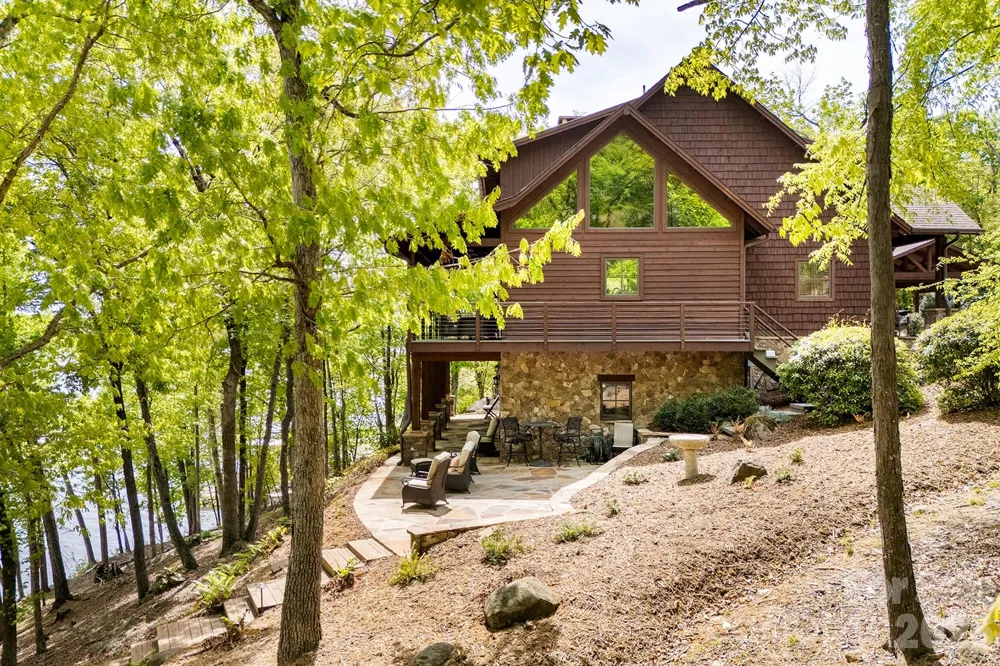 1329 Berry Hill Drive Norwood, NC 28128