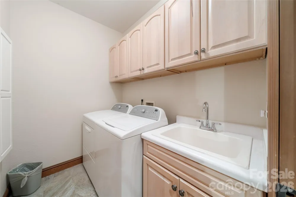 176 Hemlock Lane Lake Lure, NC 28746