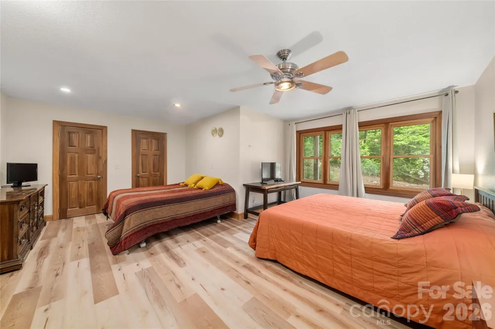 176 Hemlock Lane Lake Lure, NC 28746