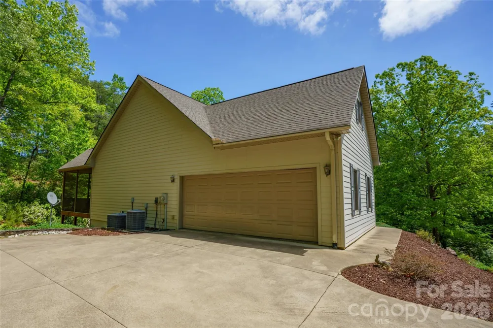 176 Hemlock Lane Lake Lure, NC 28746
