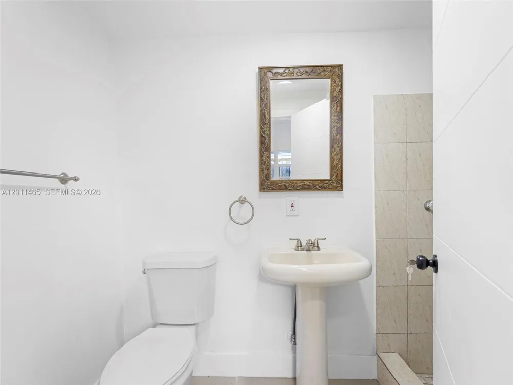 521 SW 64th Ct Miami, FL 33144