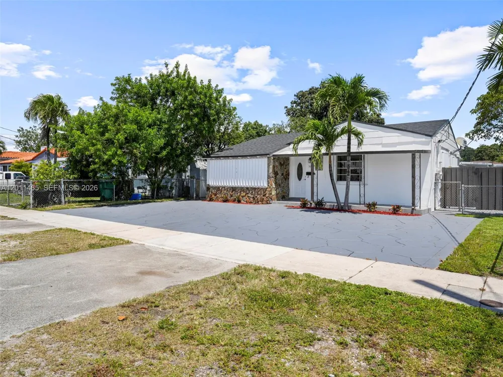 521 SW 64th Ct Miami, FL 33144
