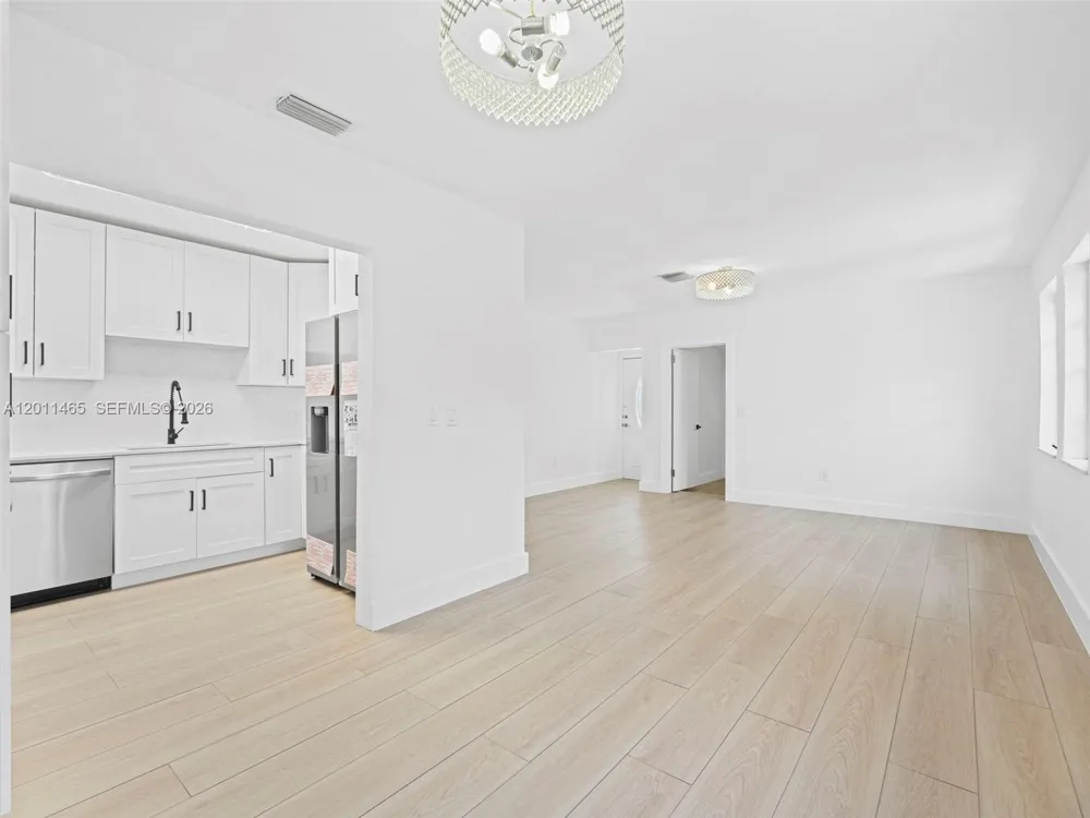 521 SW 64th Ct Miami, FL 33144