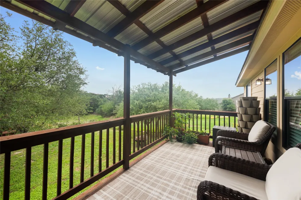 10102 Twin Lake Loop Dripping Springs, TX 78620