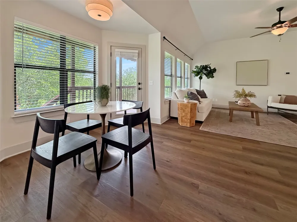 10102 Twin Lake Loop Dripping Springs, TX 78620