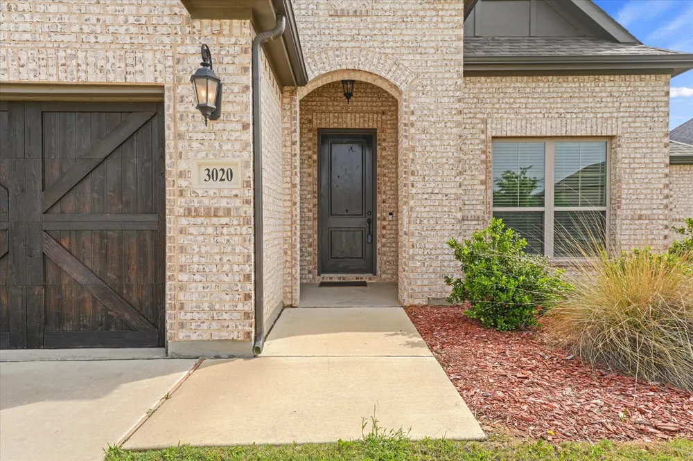 3020 Capital Hill Drive Burleson, TX 76028