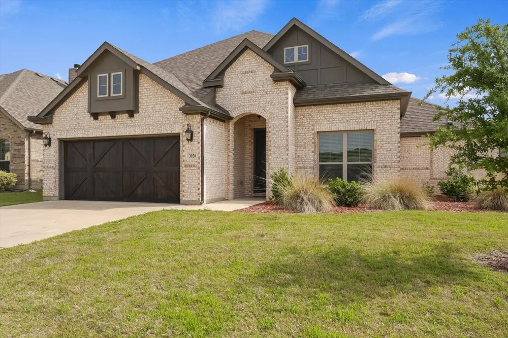 3020 Capital Hill Drive Burleson, TX 76028