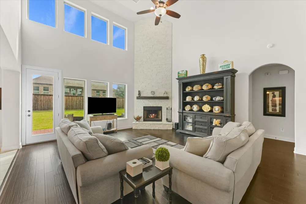 3020 Capital Hill Drive Burleson, TX 76028