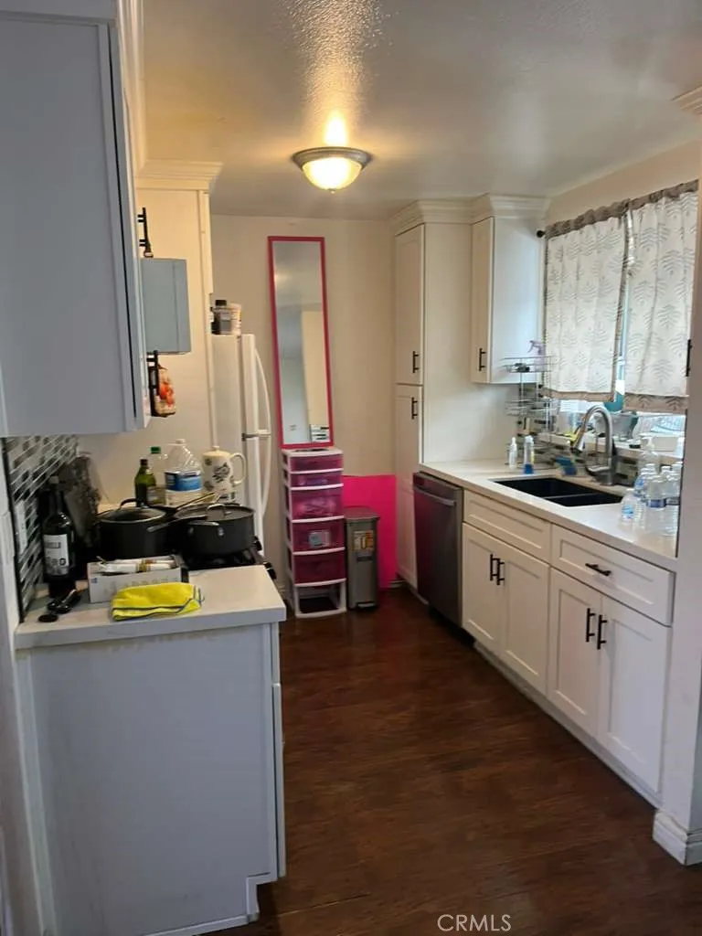 9332 Van Nuys Blvd #56 Panorama City, CA 91402
