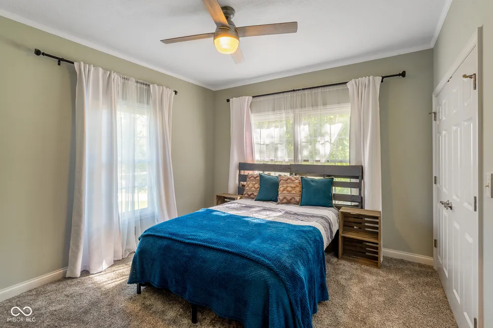 2545 Eisenhower Lane Terre Haute, IN 47803