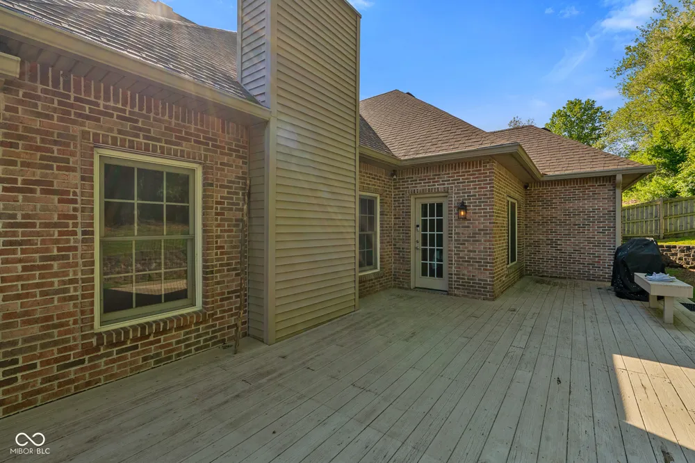 2545 Eisenhower Lane Terre Haute, IN 47803