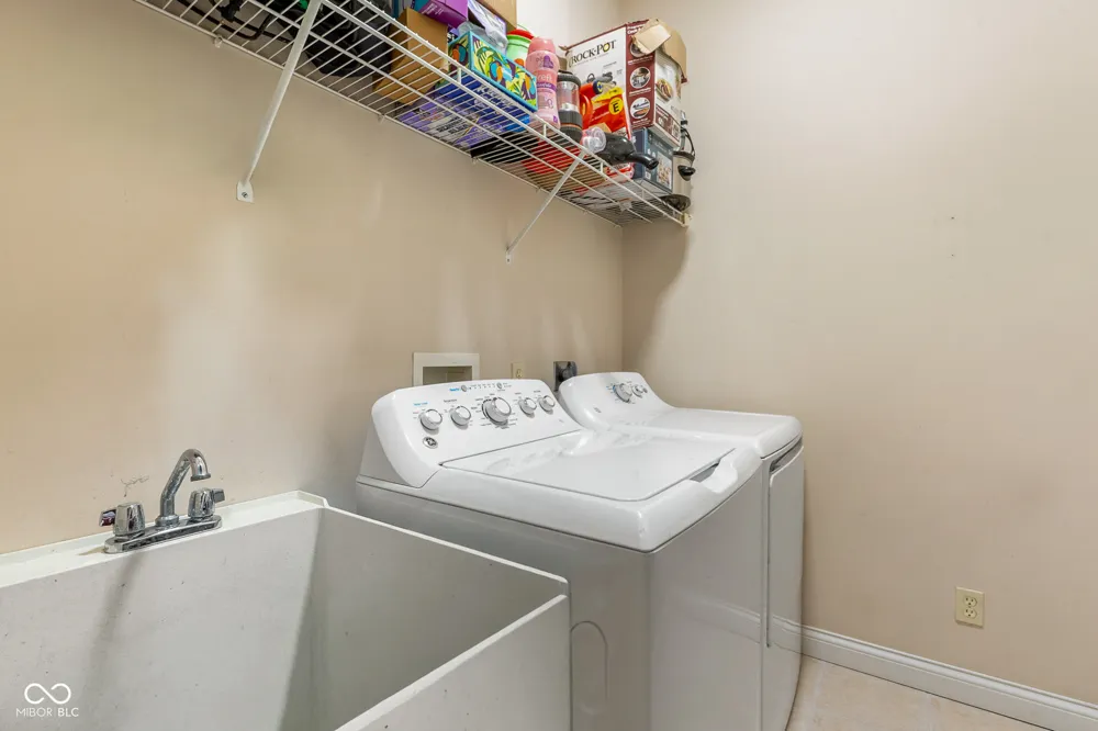 2545 Eisenhower Lane Terre Haute, IN 47803