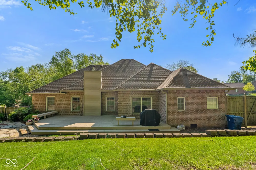 2545 Eisenhower Lane Terre Haute, IN 47803