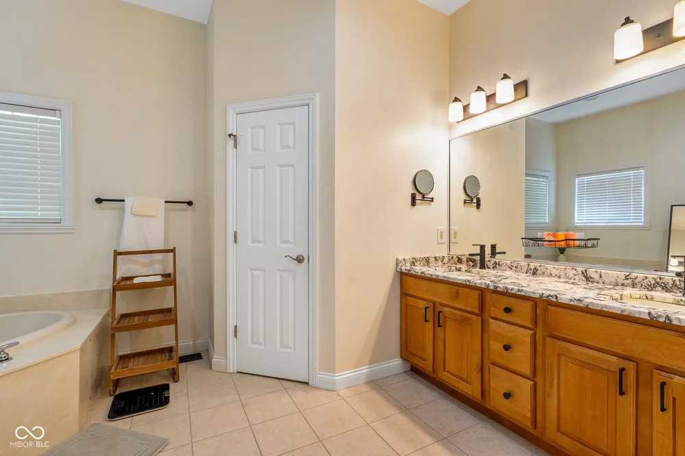 2545 Eisenhower Lane Terre Haute, IN 47803
