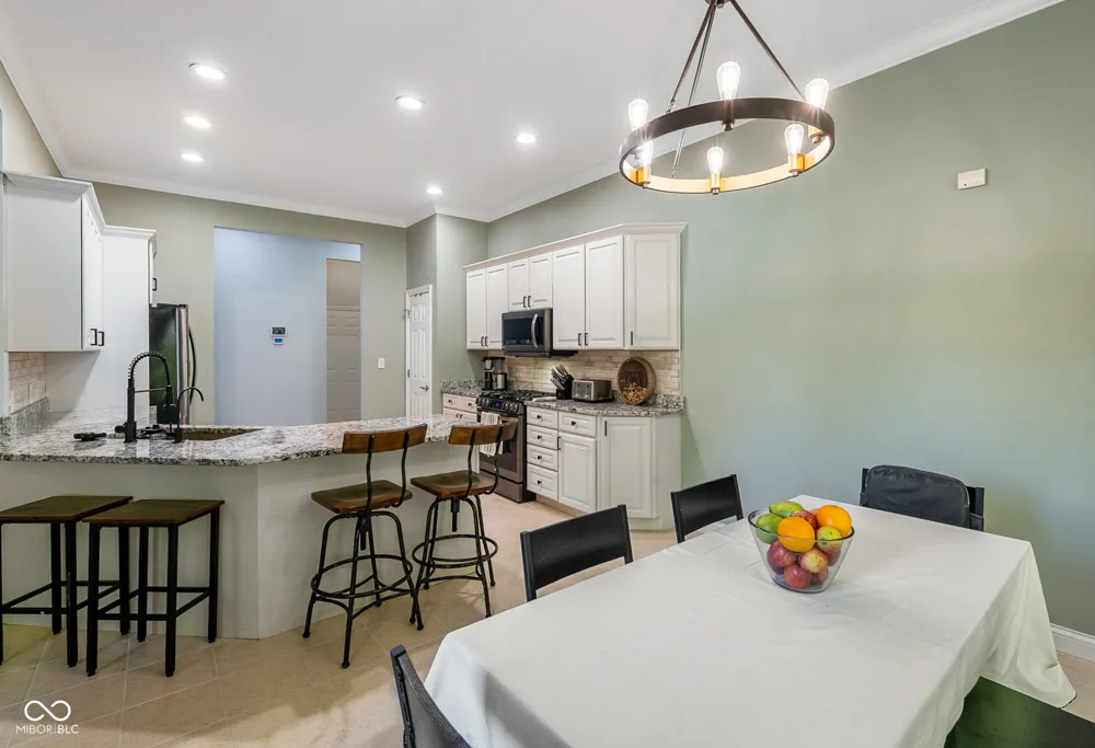 2545 Eisenhower Lane Terre Haute, IN 47803