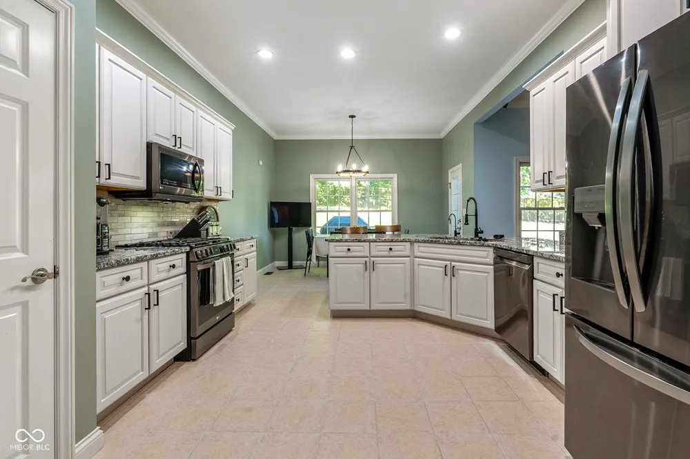 2545 Eisenhower Lane Terre Haute, IN 47803