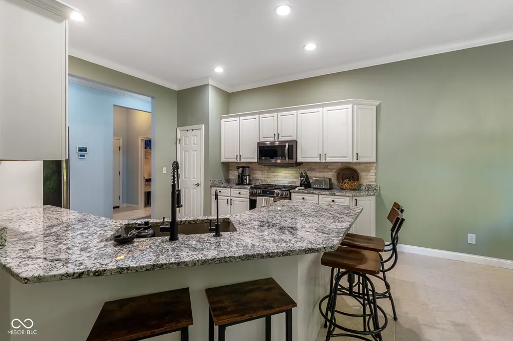 2545 Eisenhower Lane Terre Haute, IN 47803