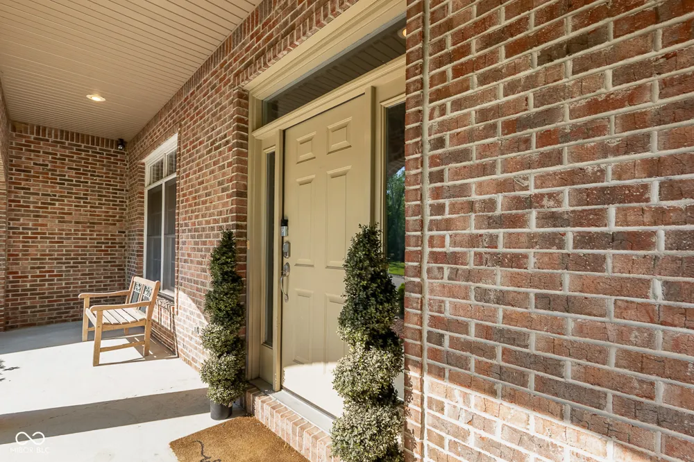 2545 Eisenhower Lane Terre Haute, IN 47803