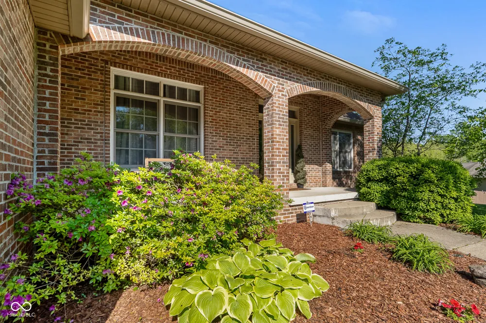 2545 Eisenhower Lane Terre Haute, IN 47803