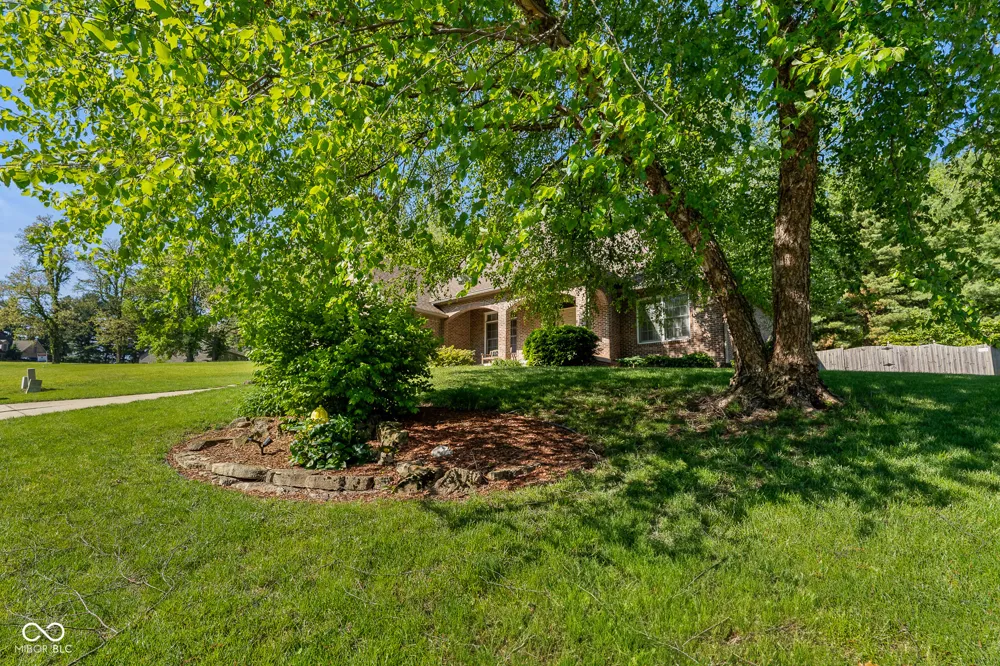 2545 Eisenhower Lane Terre Haute, IN 47803