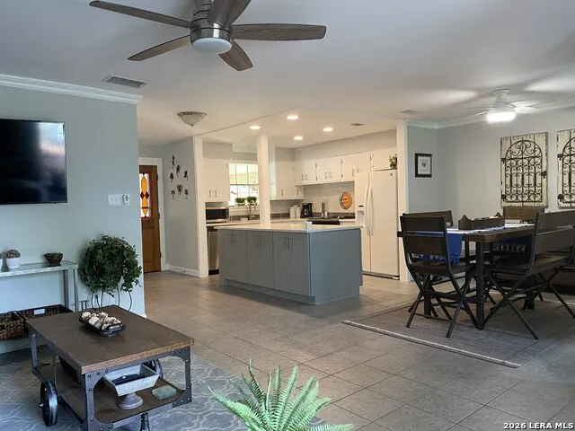 3216 Poe ## B-7 Lago Vista, TX 78645